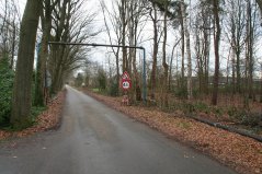 Het streven is dan op den duur het water via een slotenstelsel de Markeplas instroomt. Het streven is dan op den duur het water via een slotenstelsel de Markeplas instroomt.